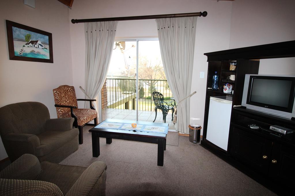 Waterfront Guest House Carolina Экстерьер фото