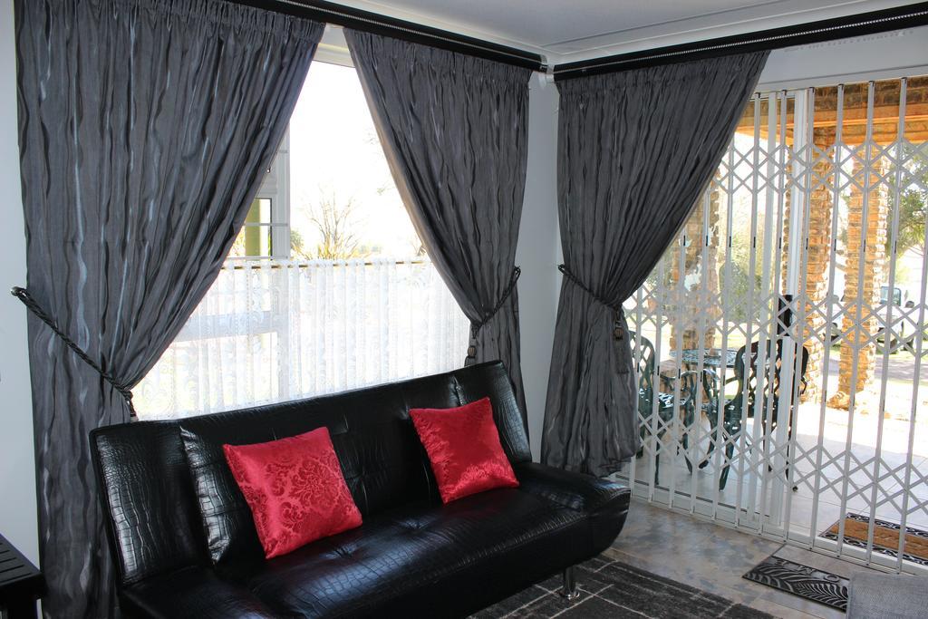 Waterfront Guest House Carolina Экстерьер фото