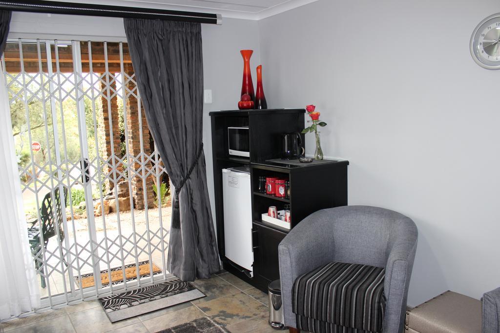 Waterfront Guest House Carolina Экстерьер фото